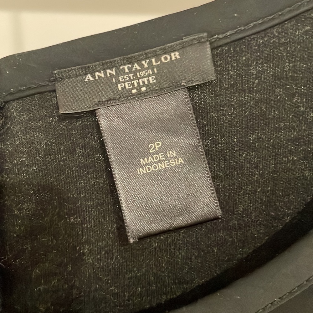 Ann Taylor 2P Dark Gray Long Sleeve Dress - Picture 4 of 6